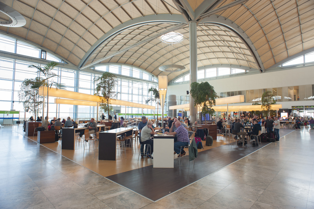 Meet & Assist service at Alicante-Elche Airport